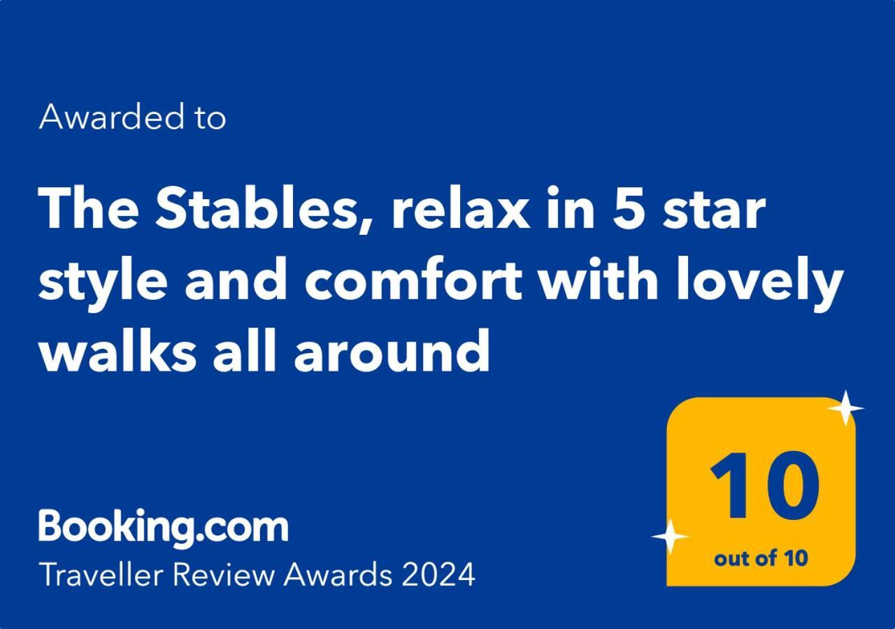 The Stables, Relax In 5 Star Style And Comfort With Lovely Walks All Around Great Maplestead Exterior photo